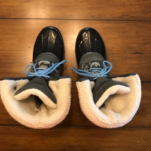 Khombu Women’s Mara Duck Boots - Picture 4 of 8